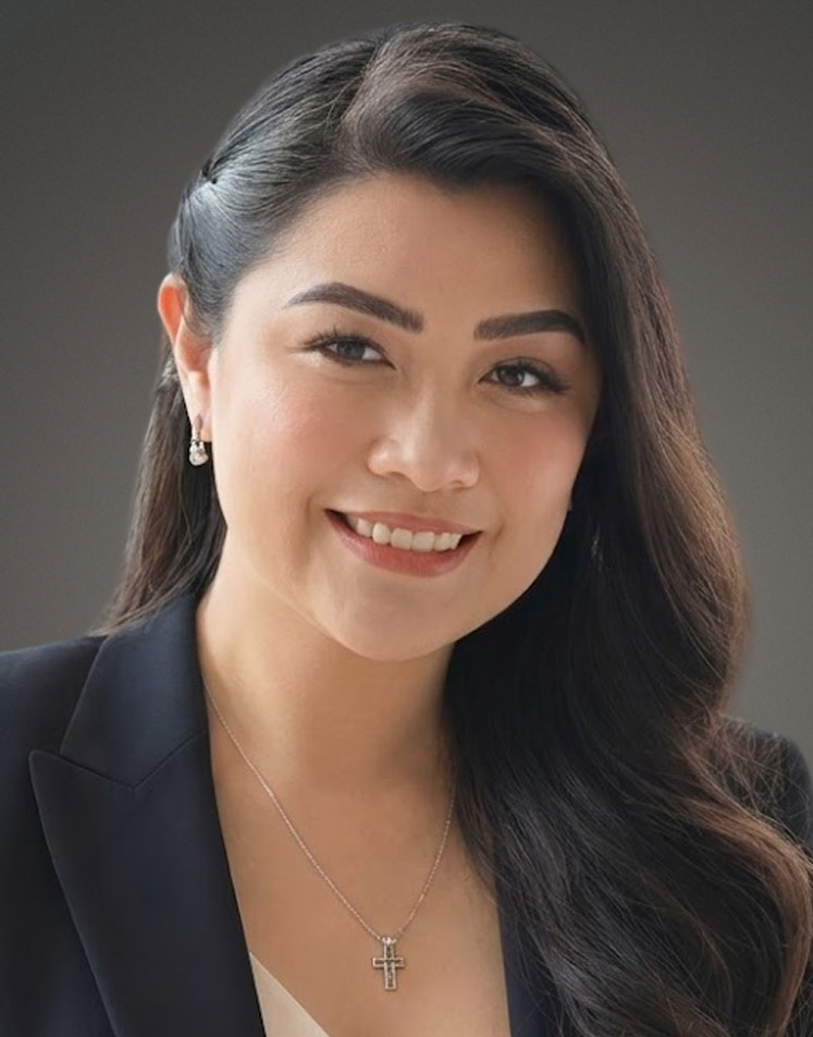 Lyra Flores-Bisnar